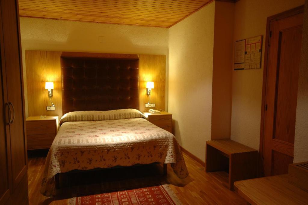 Hotel Els Puis Esterri d'Àneu Værelse billede